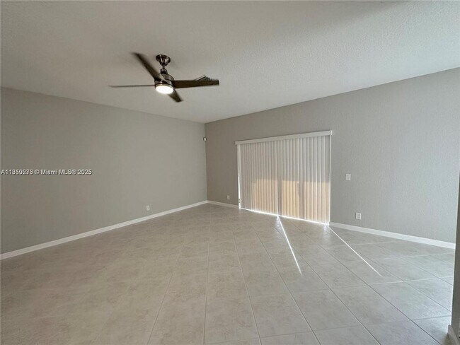 Building Photo - 7611 NW 99th Terrace