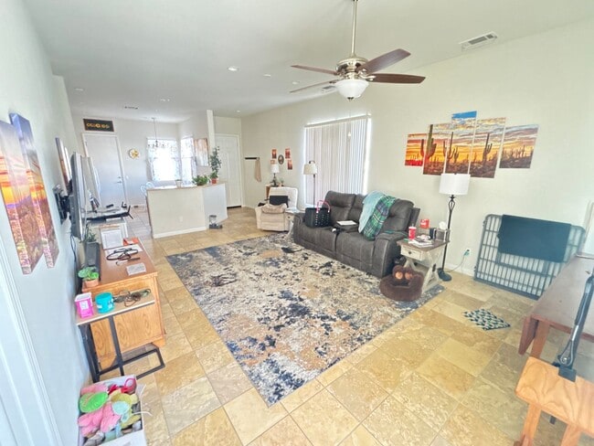 Building Photo - Del Web Rental 2 Bedroom