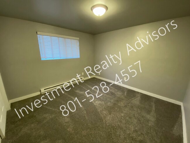 Building Photo - 1134 E 500 S