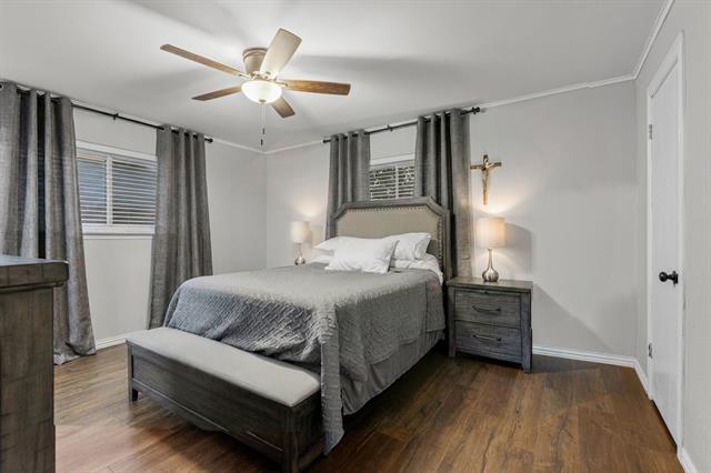 Building Photo - 136 Poinsettia Cir