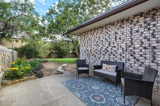 Building Photo - 1844 Jack Nicklaus Dr