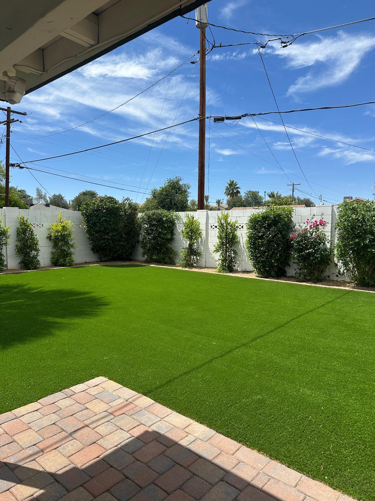 Building Photo - 920 E Colter St