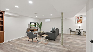 Building Photo - 135 69th St