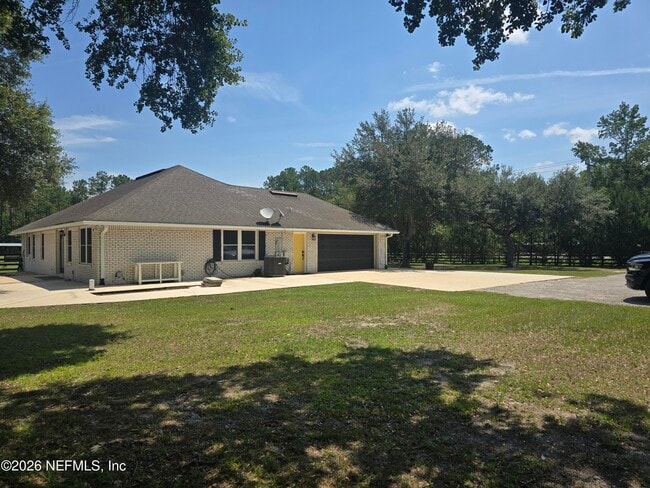 Building Photo - 906 County Rd 217