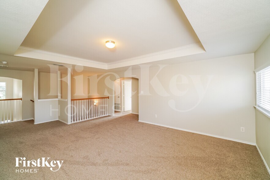 Building Photo - 24014 Buckthorn Pass