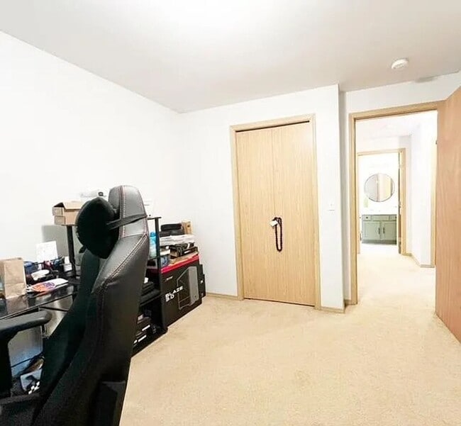Building Photo - Spacious 3-Bed, 2-Bath Home with Garage – ...