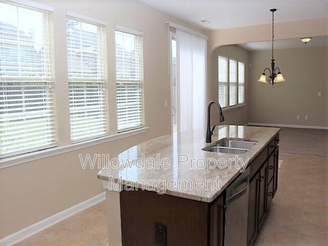 Building Photo - 2424 Lambton Wood Dr