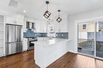 Building Photo - 40 Seaview Ave