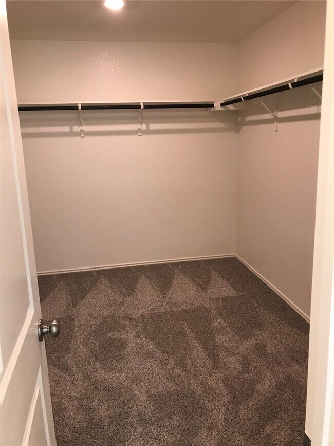 Building Photo - 1200 Nokota Bnd