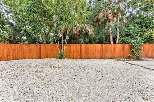 Building Photo - 2002 S Habana Ave