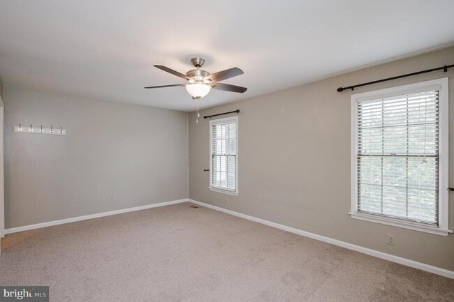 Building Photo - 27 Faraday Dr