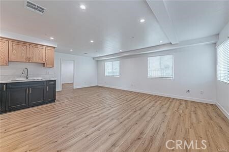 Building Photo - 10424 Graham Ave