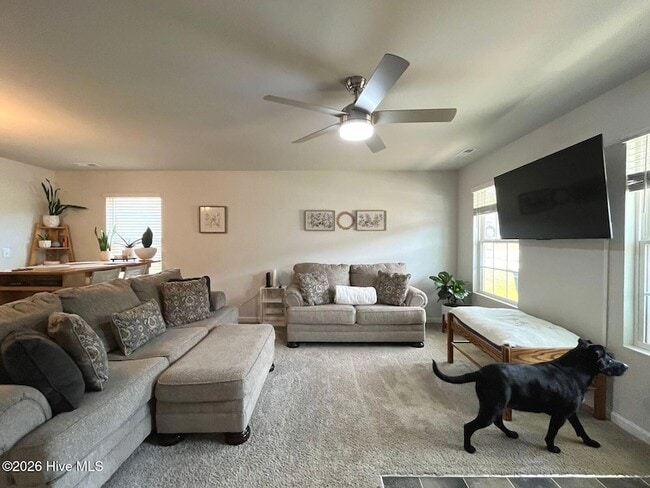 Building Photo - 784 Conductor Ct