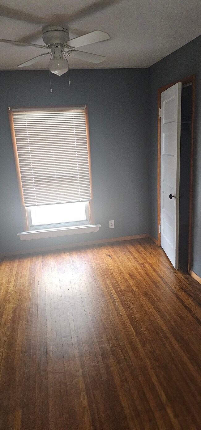 Building Photo - 49 Neise Ave