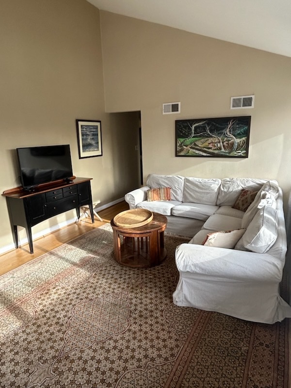 Building Photo - 6009 Grosvenor Ln