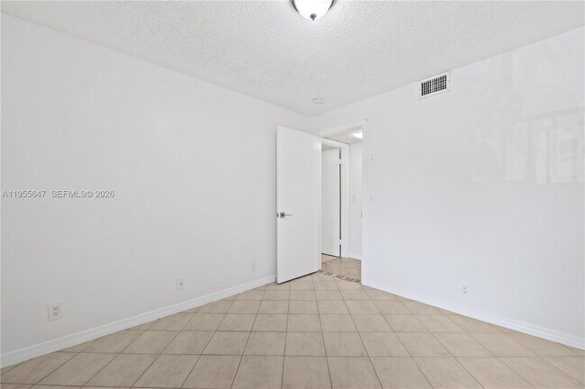 Building Photo - 10001 W Atlantic Blvd