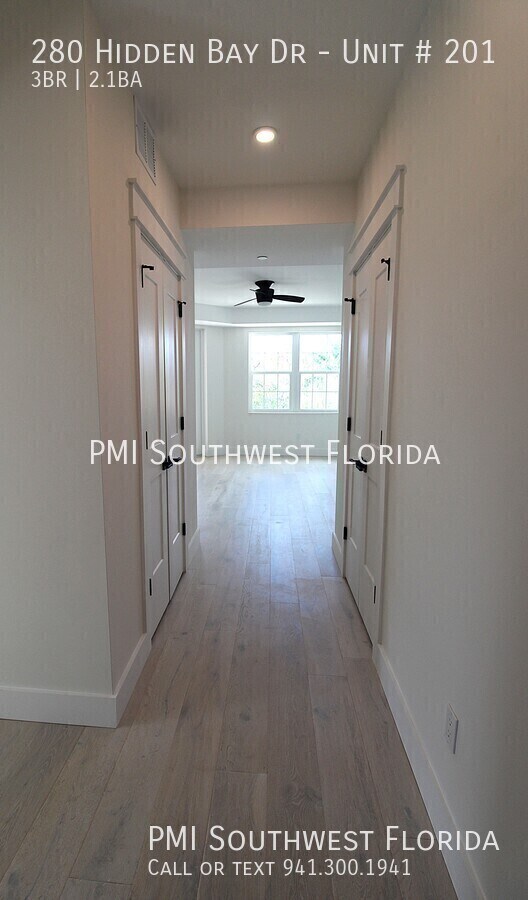 Building Photo - 280 Hidden Bay Dr