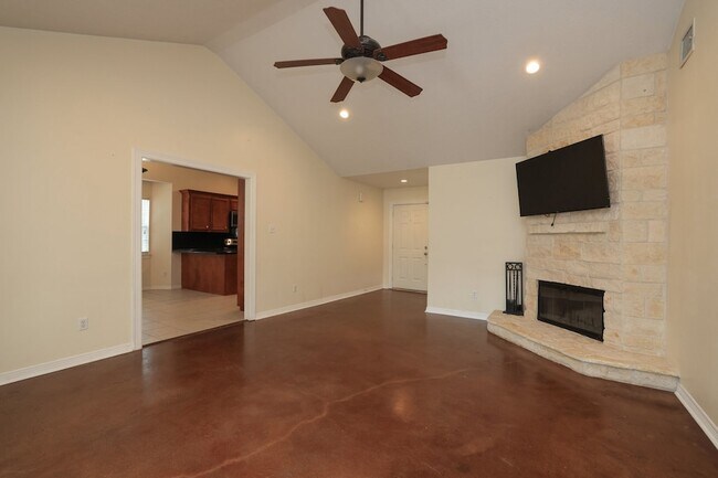 Building Photo - 22719 Rainfern Dr