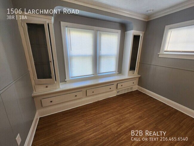Building Photo - 1506 Larchmont Rd