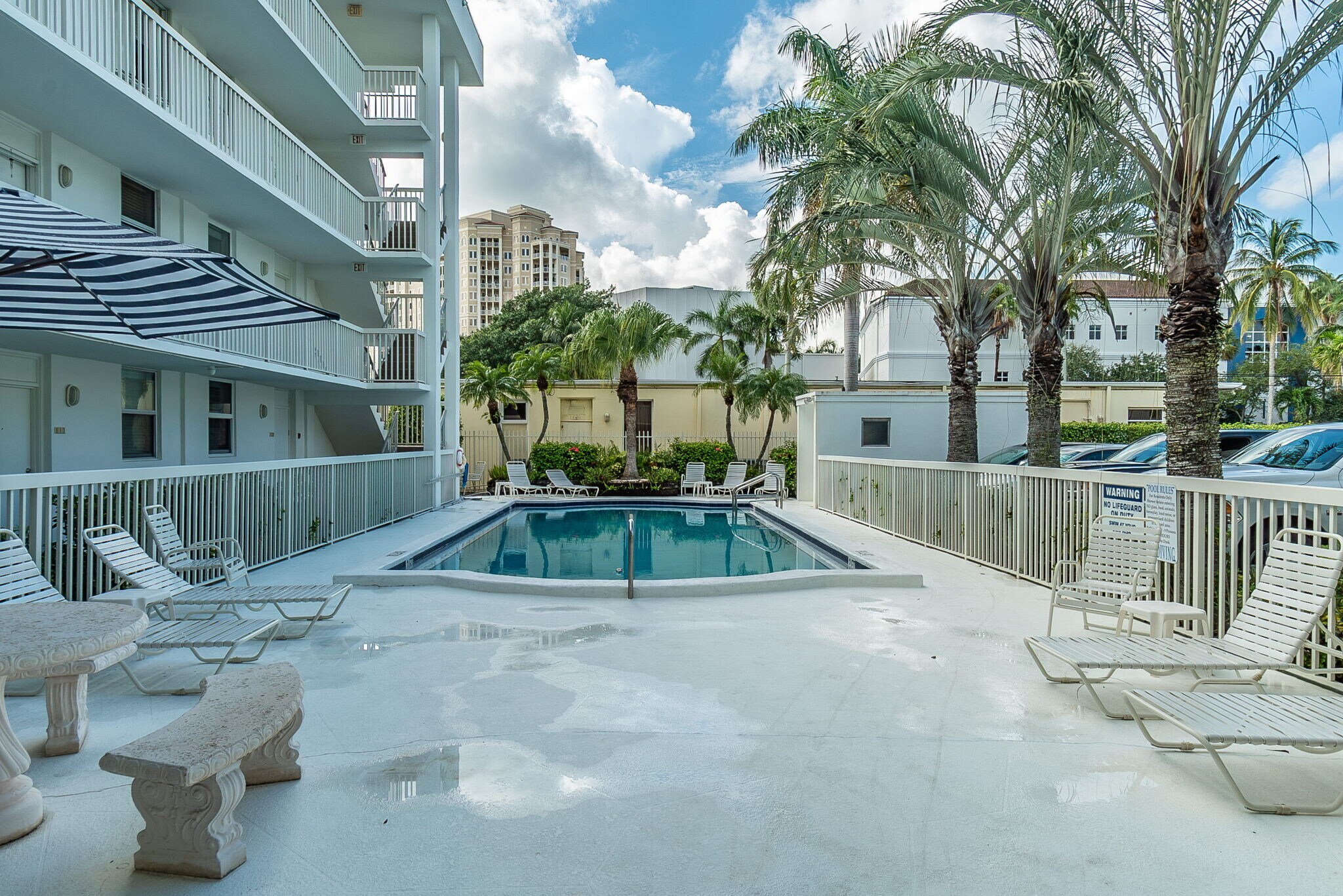 Building Photo - 917 N Flagler Dr