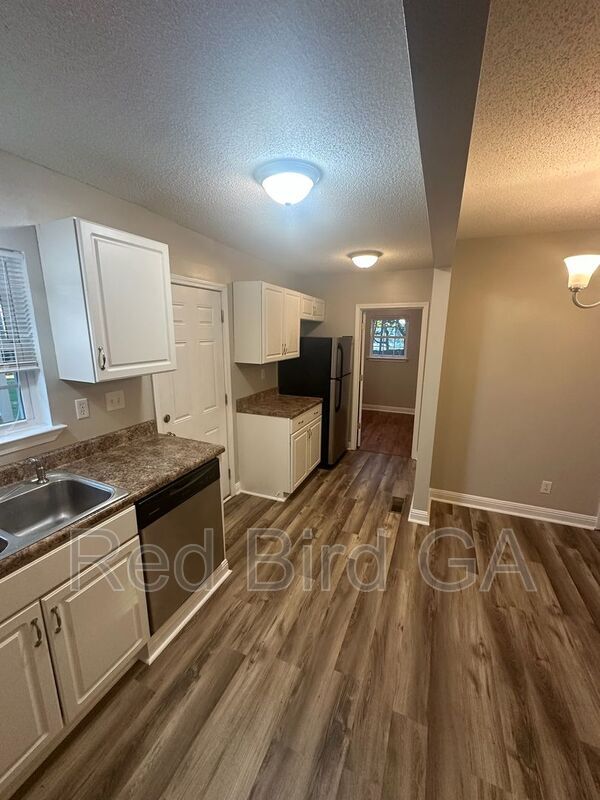 Building Photo - 1230 Harris St