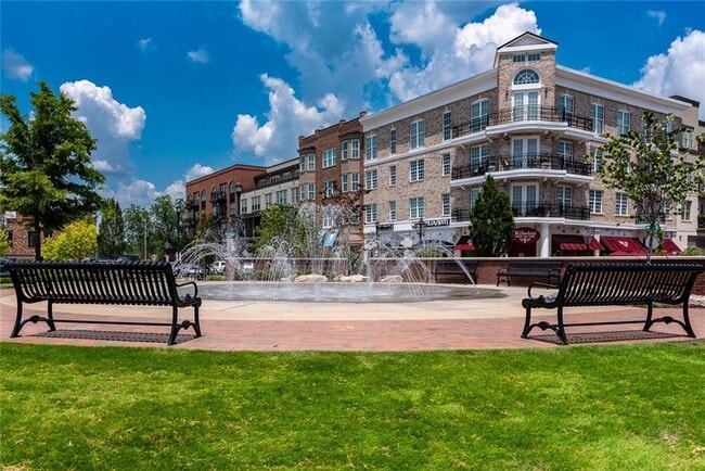 Building Photo - 12720 Morningpark Cir