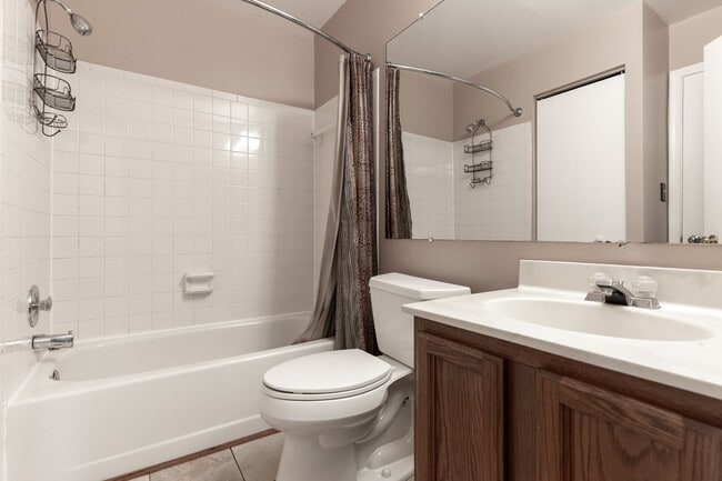 Building Photo - 48 Avonshire Ct
