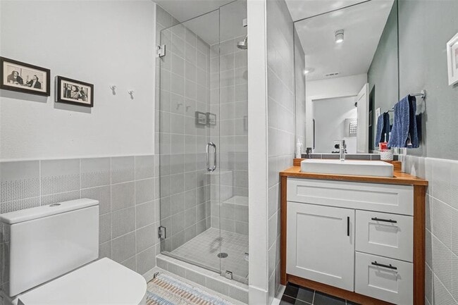 Building Photo - 5803 Shoal Creek Blvd