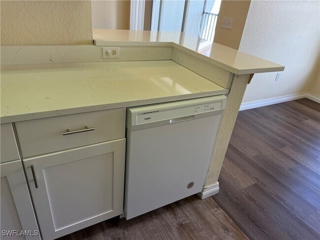 Building Photo - 7985 Preserve Cir