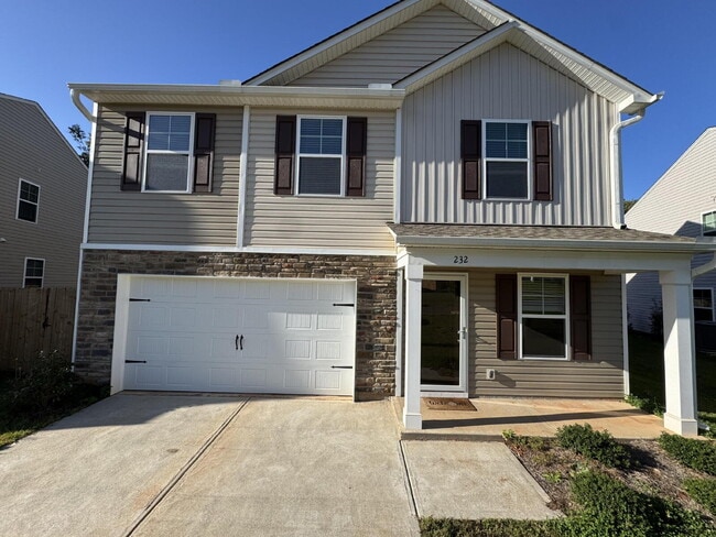 Building Photo - 4 bedroom home in Seneca