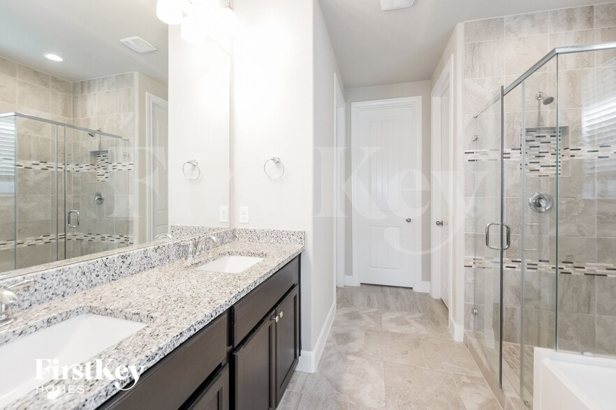 Building Photo - 1126 Orange Dawn Dr