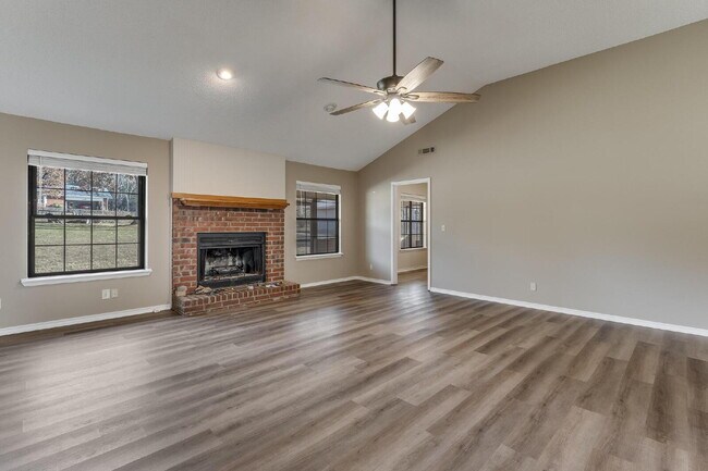 Building Photo - East Fayetteville 3-Bedroom Home with Granite Touches & Cozy Fireplace!"