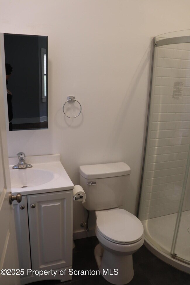 Building Photo - 712 W Lackawanna Ave