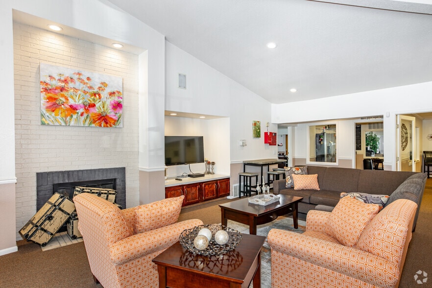 Primary Photo - "Don't Miss This: Year-End Pricing + Free Property-Billed Utilities Through May 2026!!