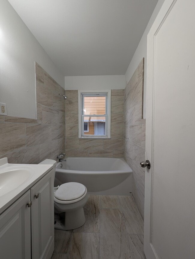 Building Photo - 529 Nebraska Ave