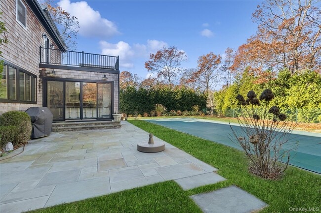 Building Photo - 9 Debras Way