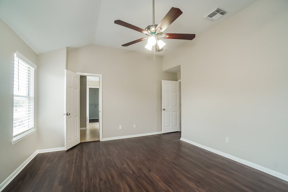 Building Photo - 6614 Carly Park Way