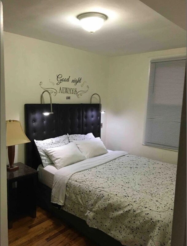 Building Photo - 1136 45th St NE