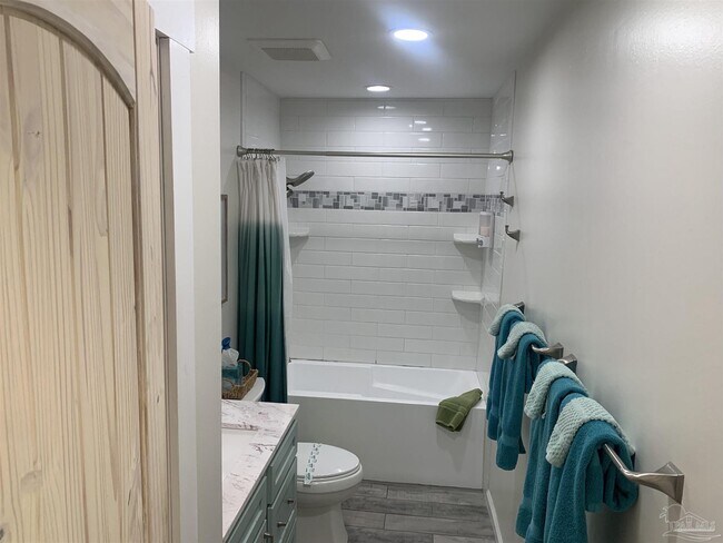 Building Photo - 2864 Villa Woods Cir