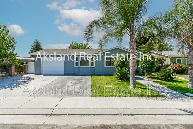 Primary Photo - 726 Milestone Dr