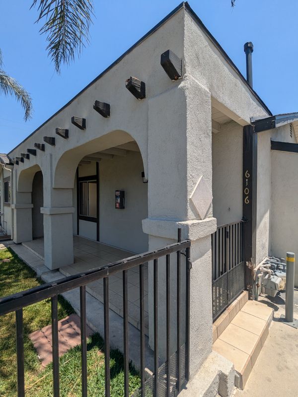 Primary Photo - 6106 Palm Ave