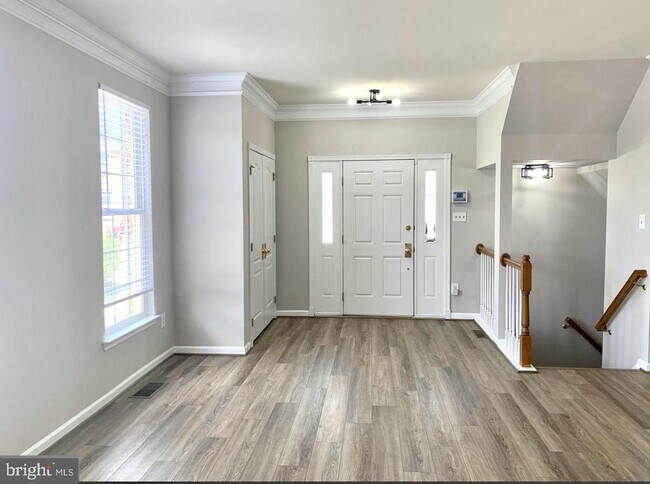 Building Photo - 25937 Kirkwood Square