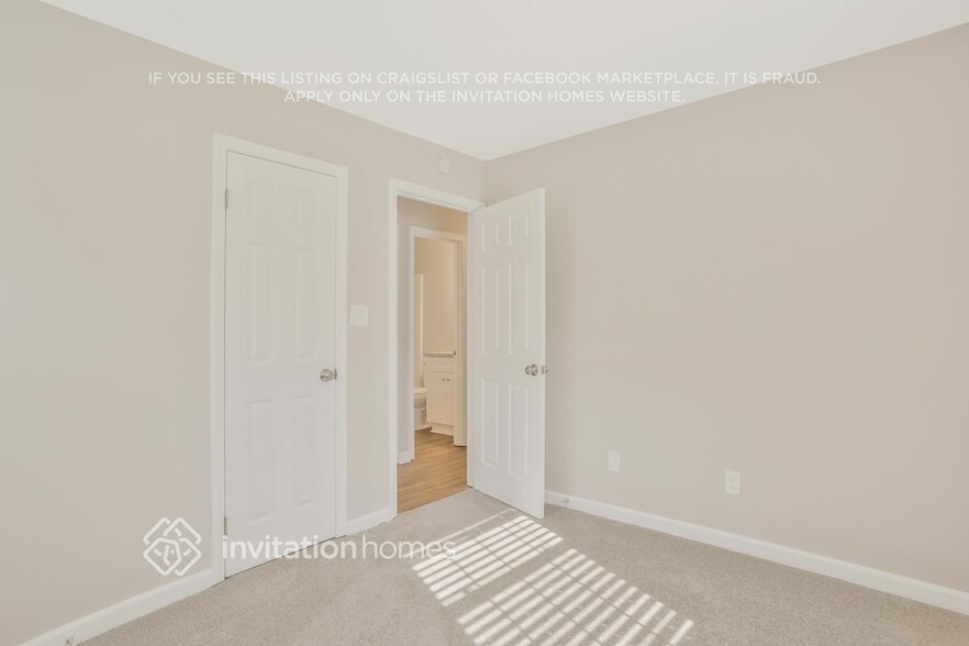 Building Photo - 721 Utoy Cir SW