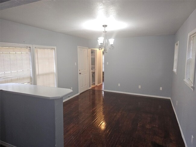 Building Photo - 4228 Lorin Ave