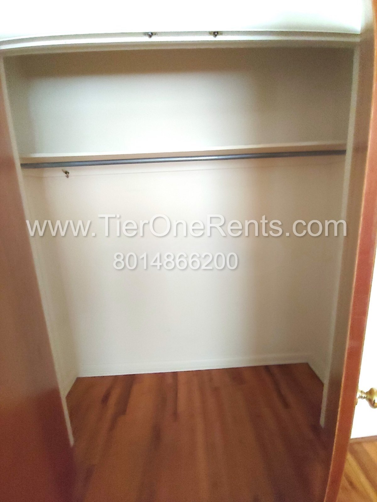 Building Photo - This property offers a NO DEPOSIT option available for qualified renters!