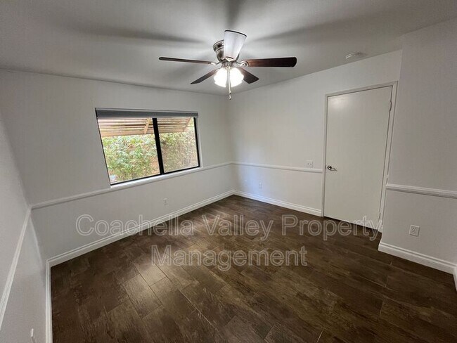 Building Photo - 40588 Clover Ln