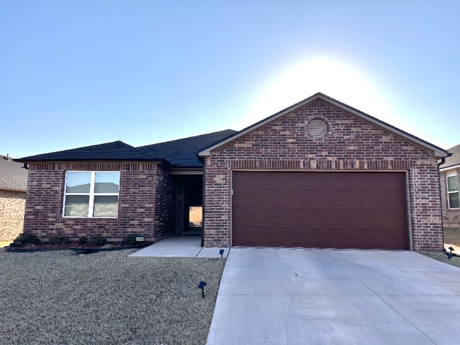 Building Photo - 1908 Bigtooth Aspen Trl