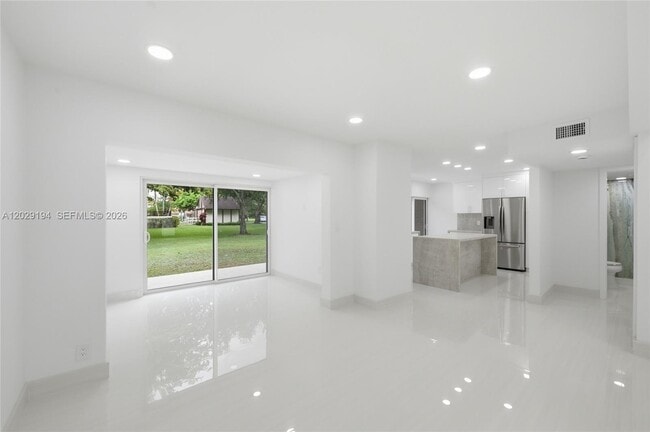 Building Photo - 22384 Thousand Pines Ln