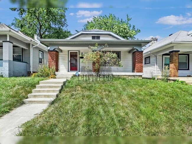 Primary Photo - 1544 Spruce St