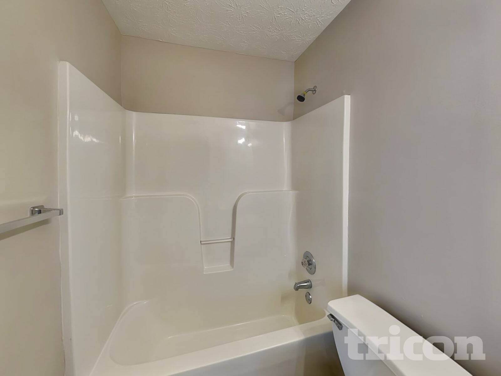 Building Photo - 6030 Savannah Dr